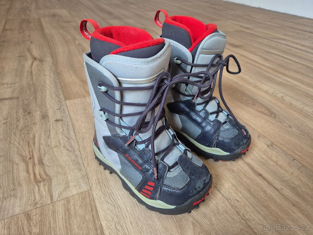 Snowboardove boty 32