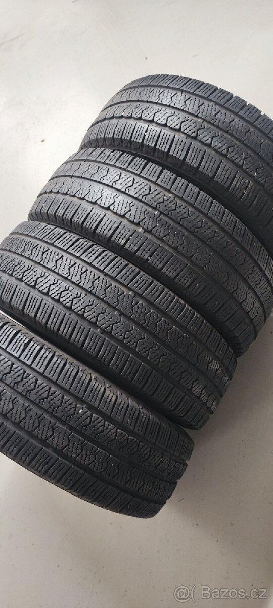 215/65/16C Matador Nordicca Van, DOT 4222, 7.8mm-6.8mm.