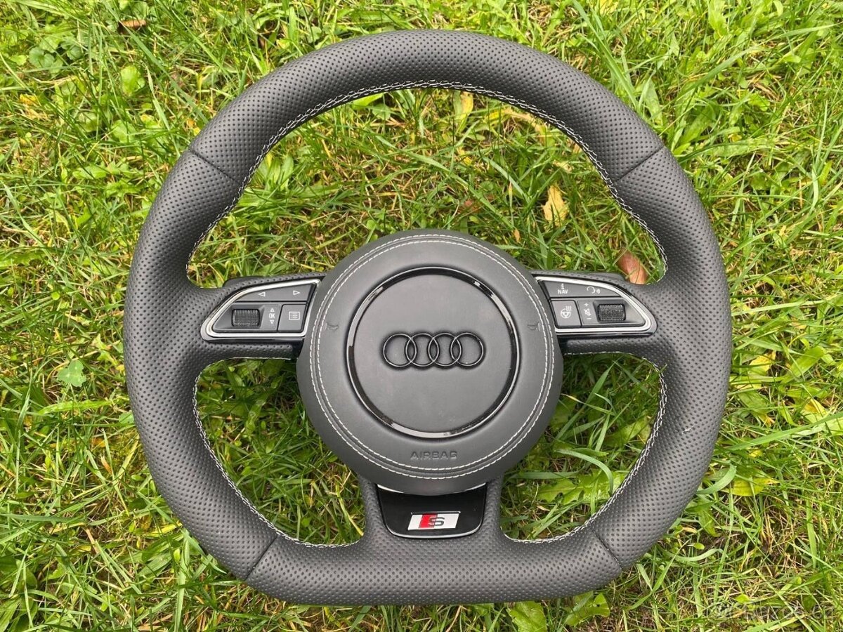 VYHRIVANY AUDI VOLANT ZREZANY - PERFOROVANA KUZE