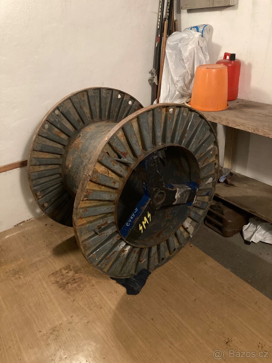 Kabelový buben/špulka