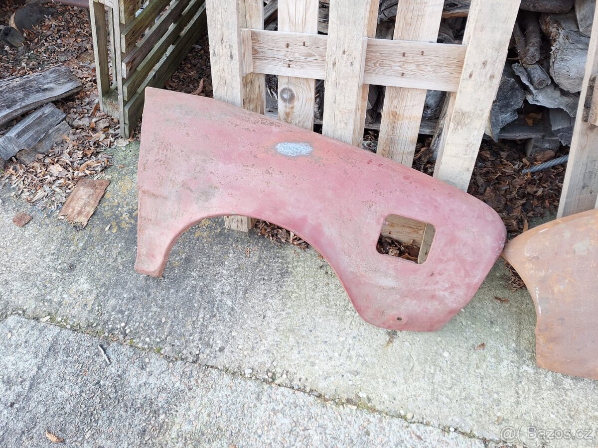 Nové blatníky Škoda 100 a 110