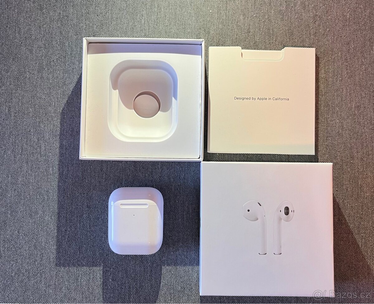 Sluchátka apple airpods 2.generace
