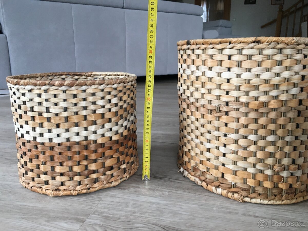 Pletený obal na květináče