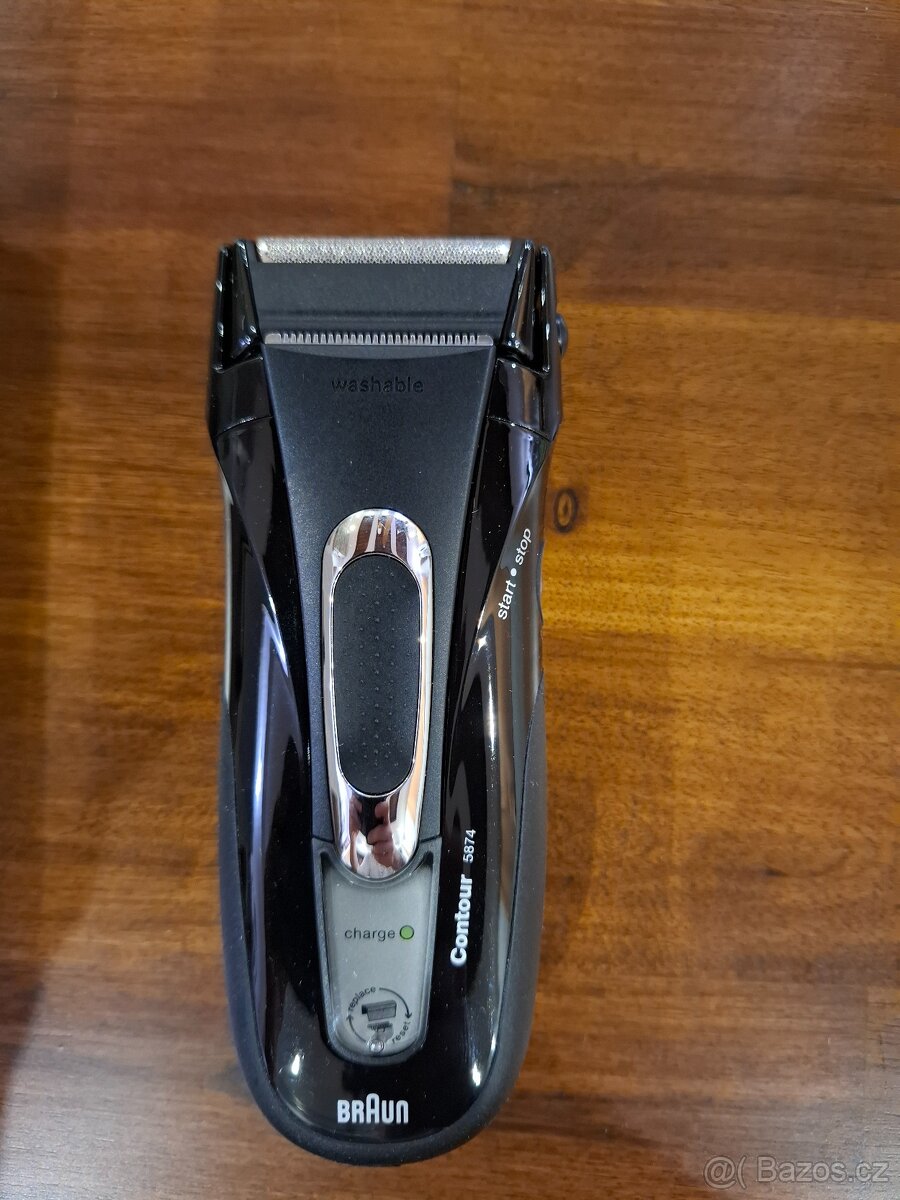 Holící strojek Braun series 5000