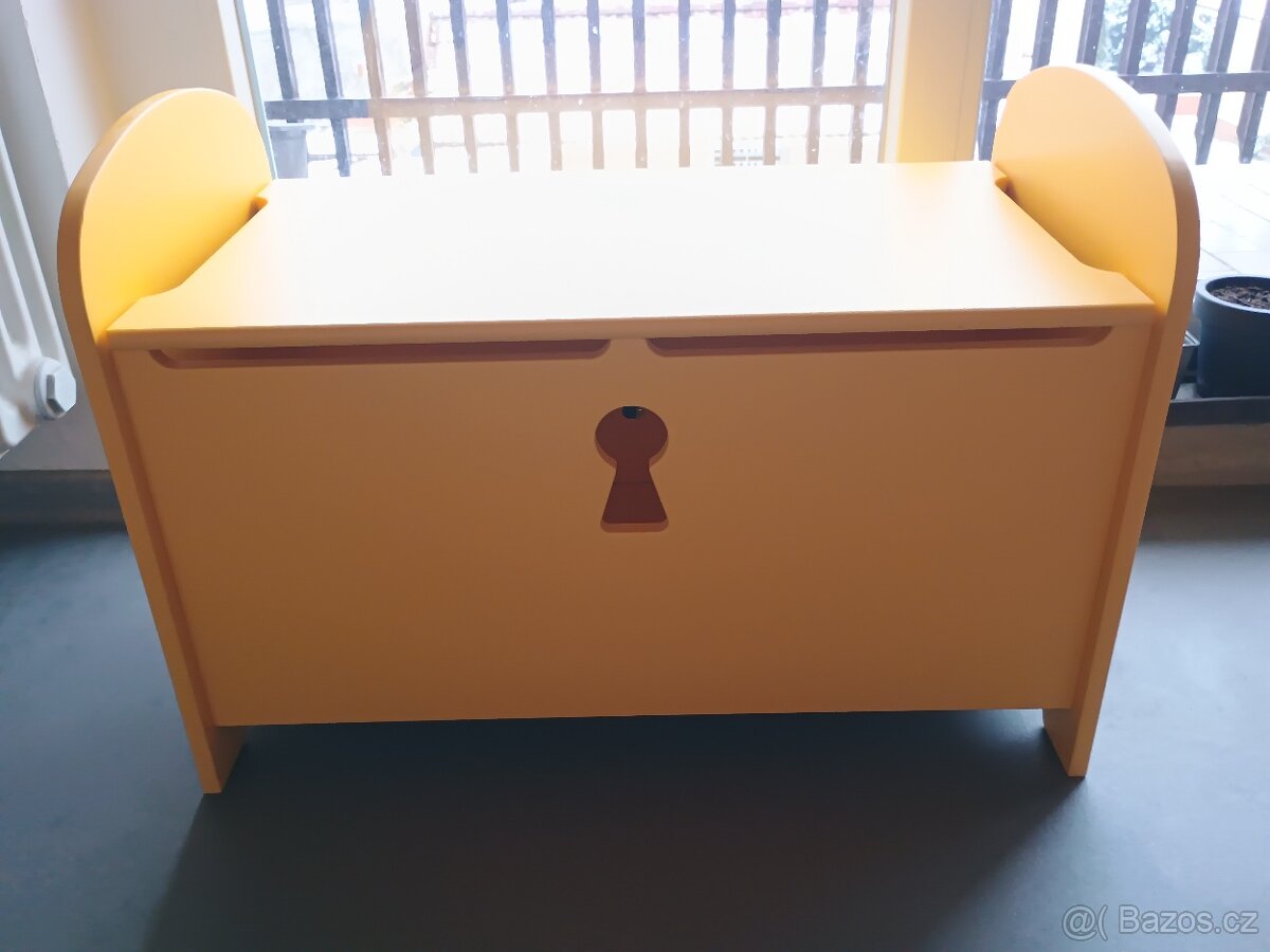 Truhla IKEA Trogen