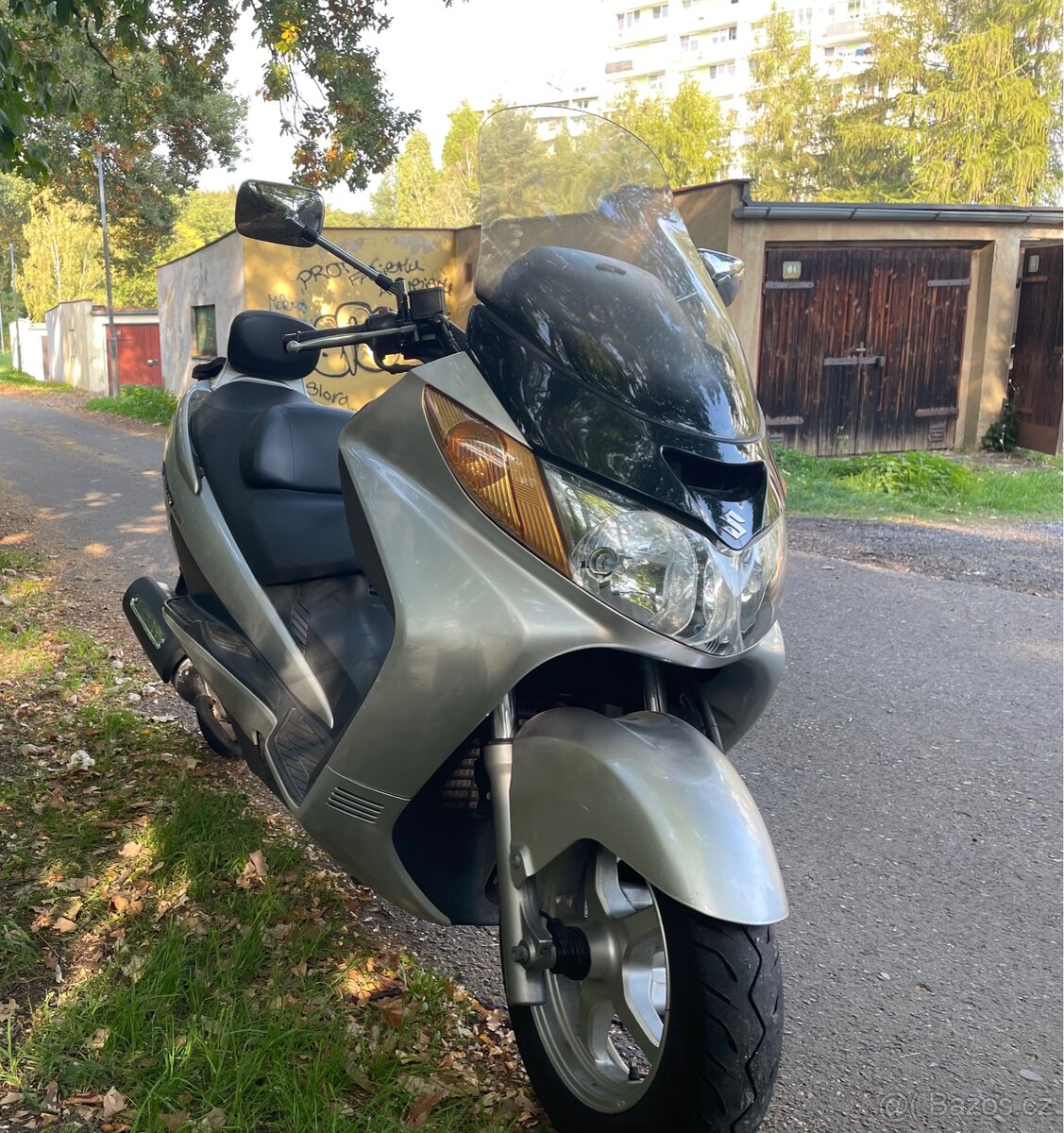 🛵 Suzuki Burgman 400 2004