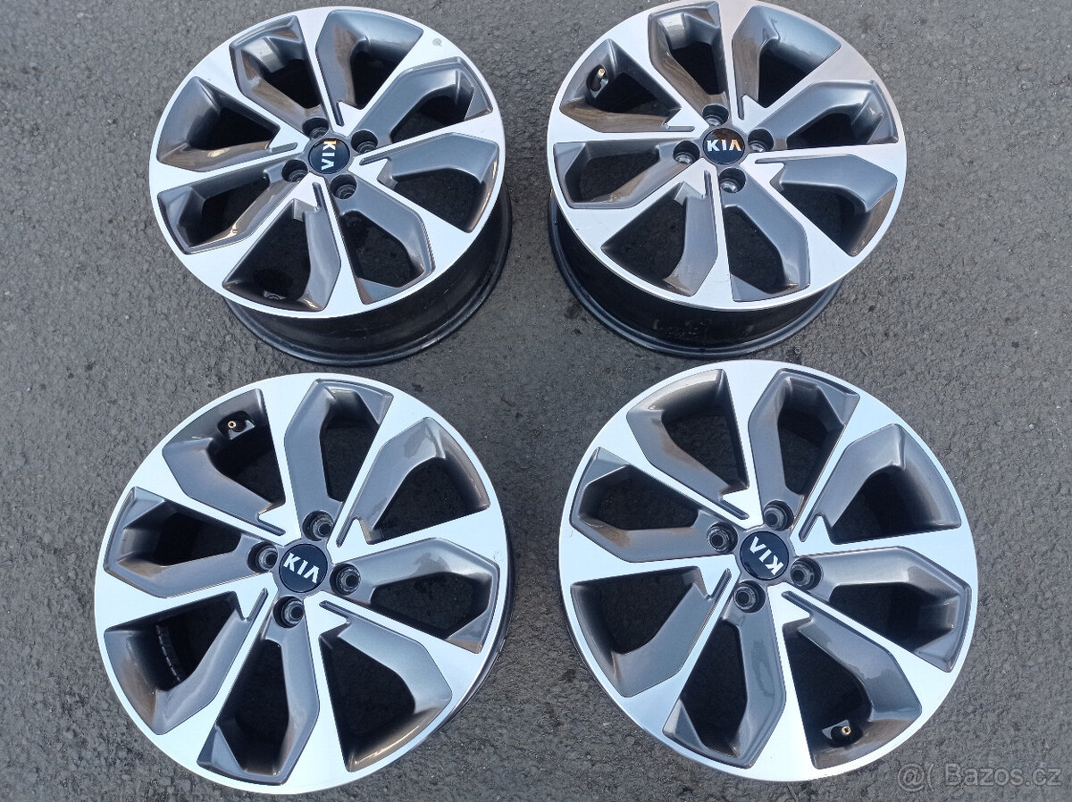4x100 Kia Stonic 6,5Jx17 ET49 č.52910-H8500 alu disky