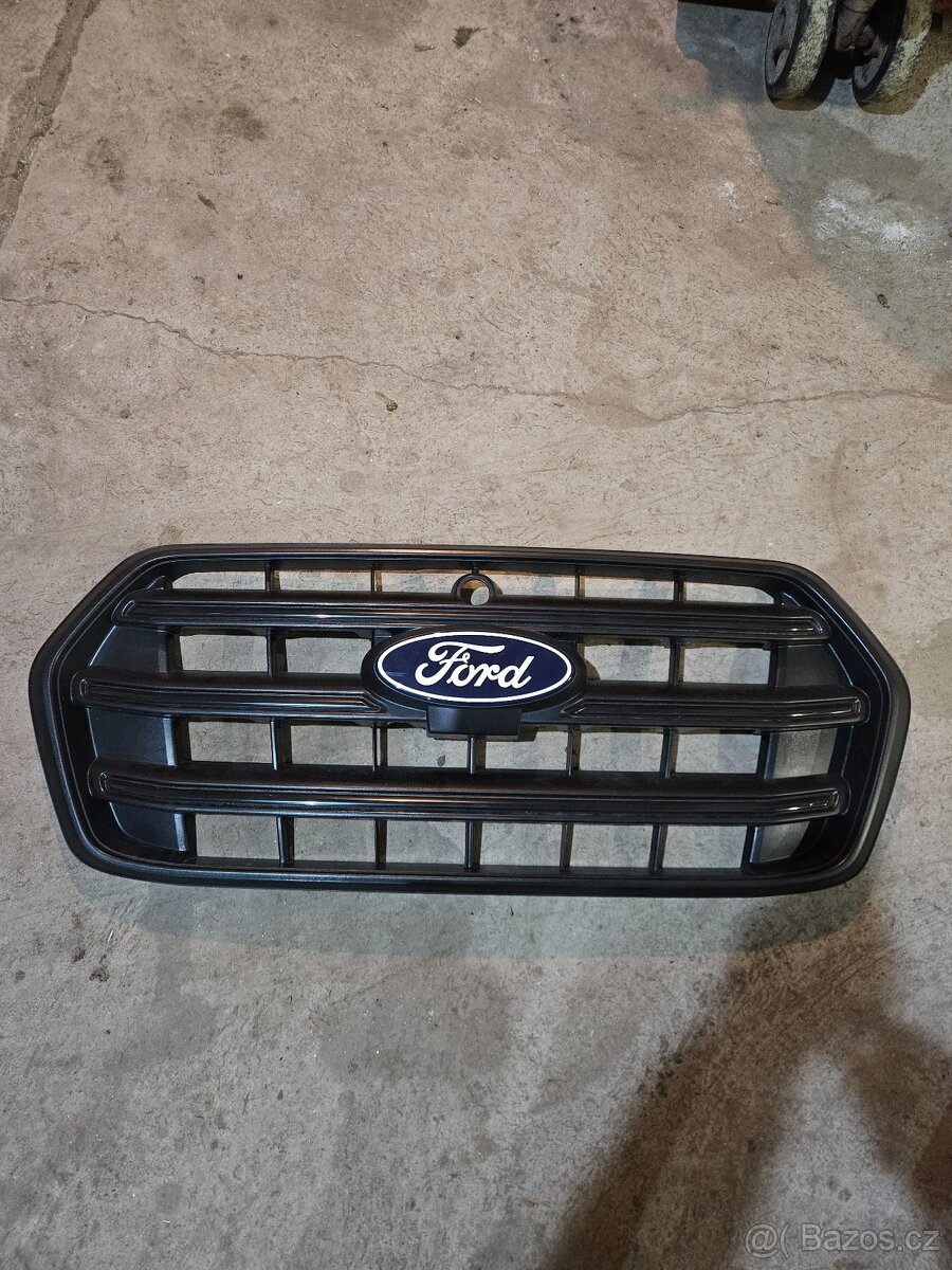 Maska Ford transit