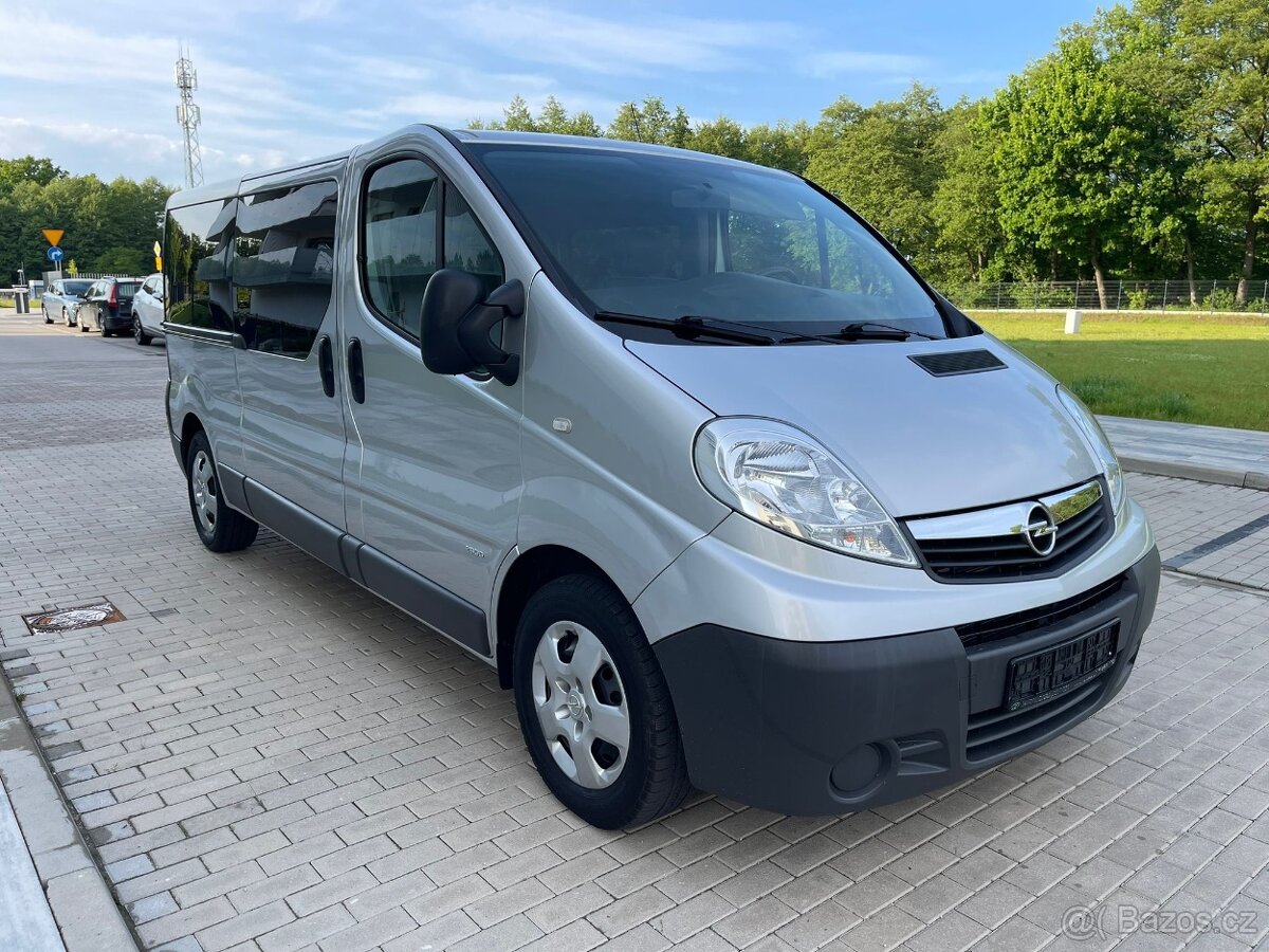 OPEL VIVARO 2.0CDTI 84KW LONG BUS 9 MÍST R.V.2014