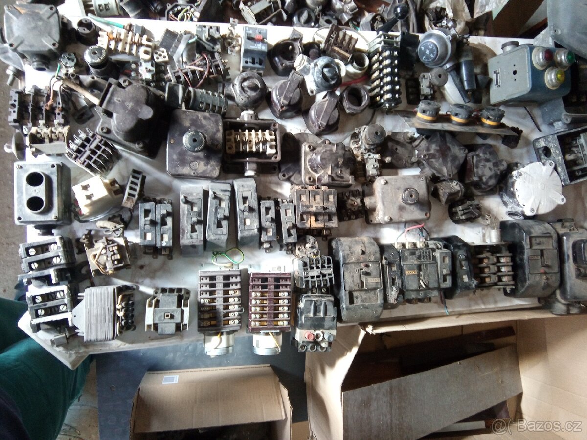 Elektro historické bakelitové