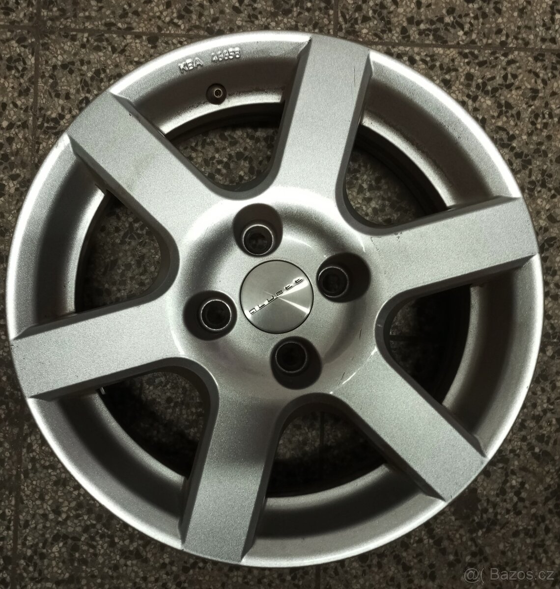 Použité alukola 15" 4X100 J6.0 ET38 City Go VW UP.