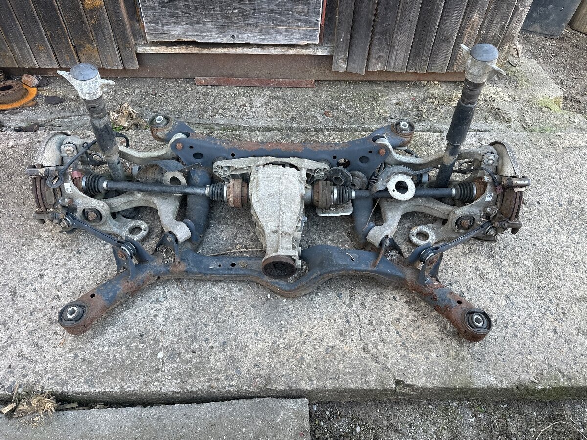 Zadní náprava Audi A4 8k