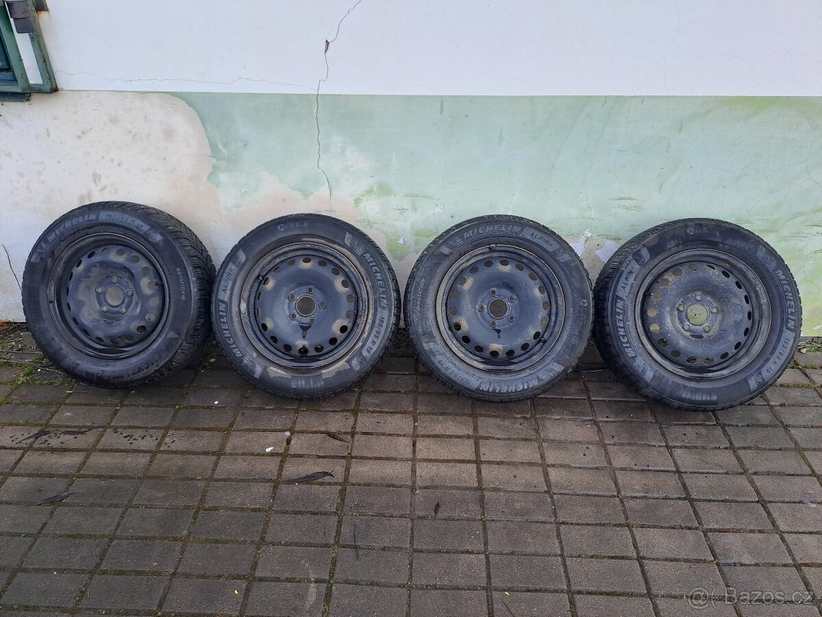R15 5x108