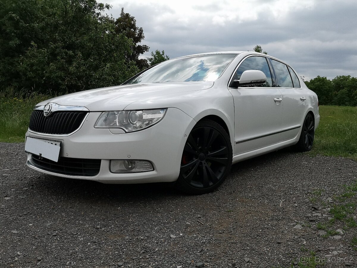 ŠKODA SUPERB 2.0TDi 125KW DSG SERVIS VÝBAVA