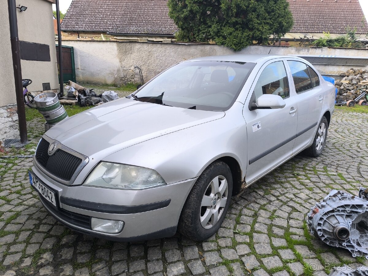 Skoda octavia 2 1.9 tdi náhradní díly