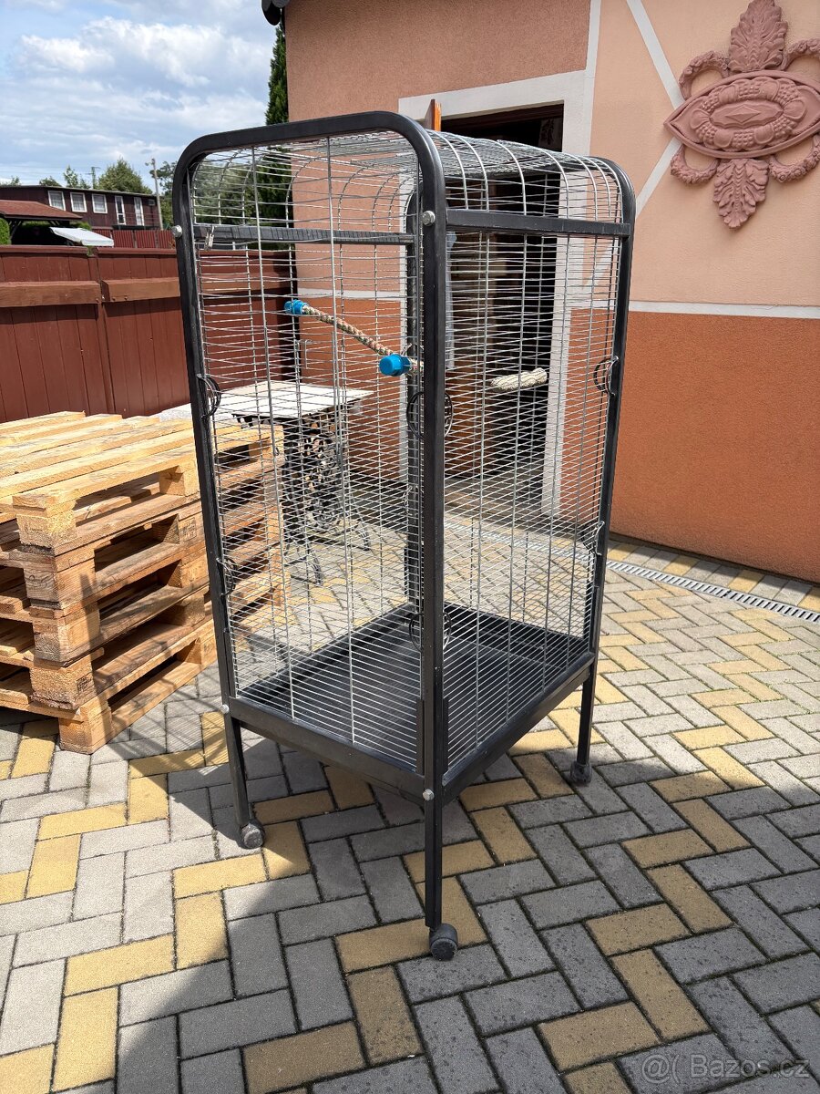 Klec pro papouška