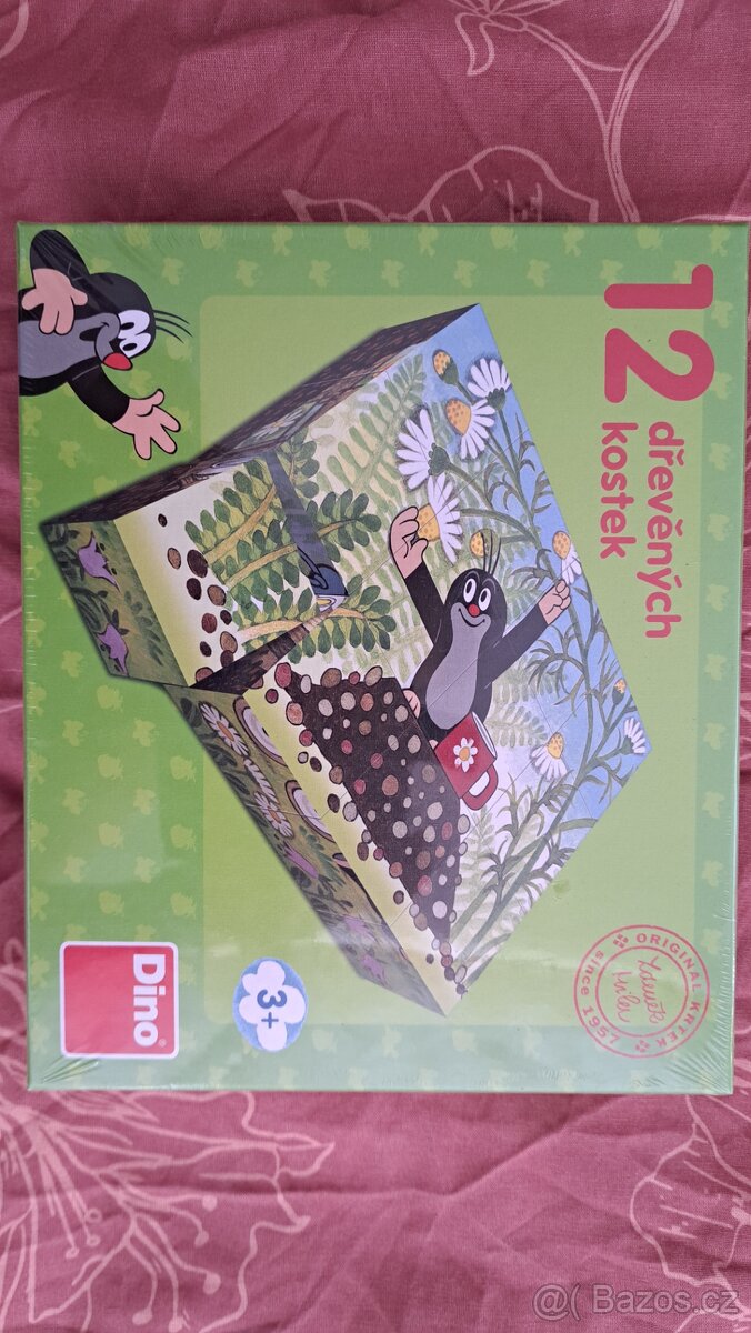 12 dřevěných kostek KRTEK