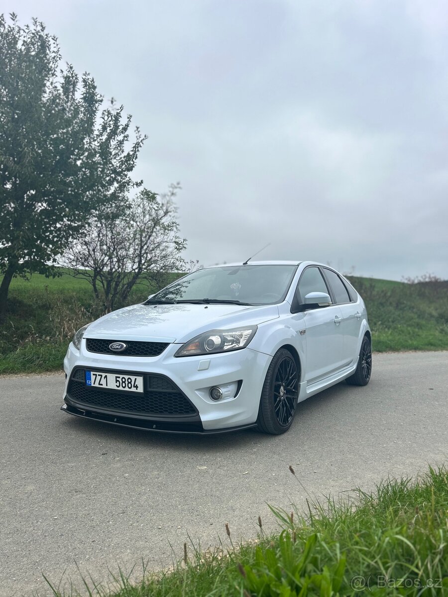 Ford Focus St 225