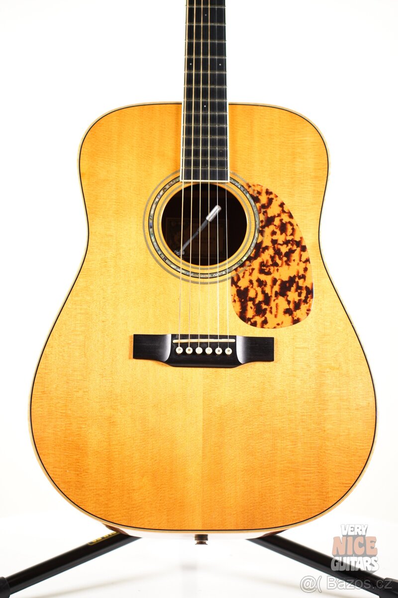 Larivée D-09 Hawaiian Koa