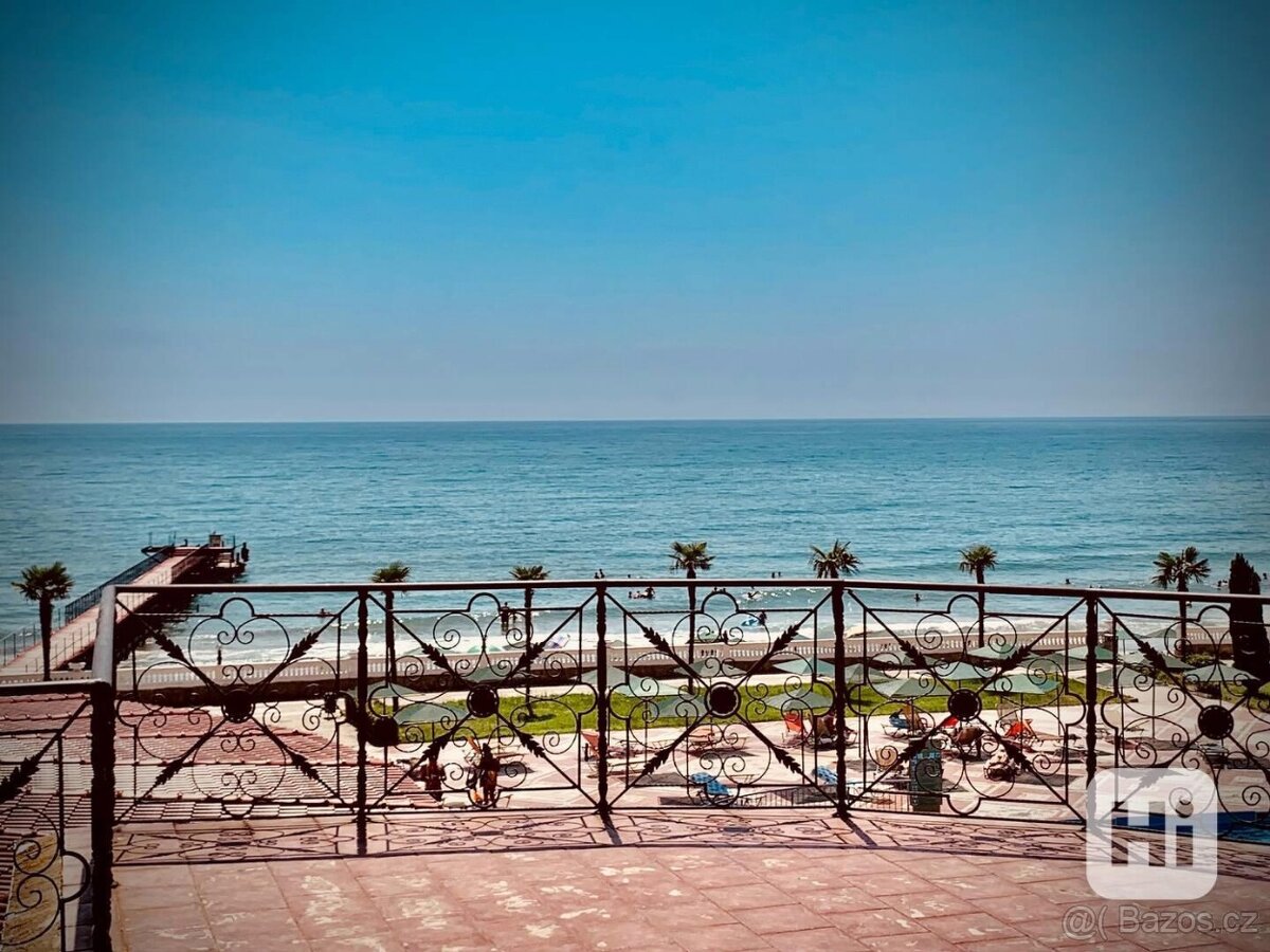 Bulharsko: Apartmán s prostornou terasou a výhledem na moře