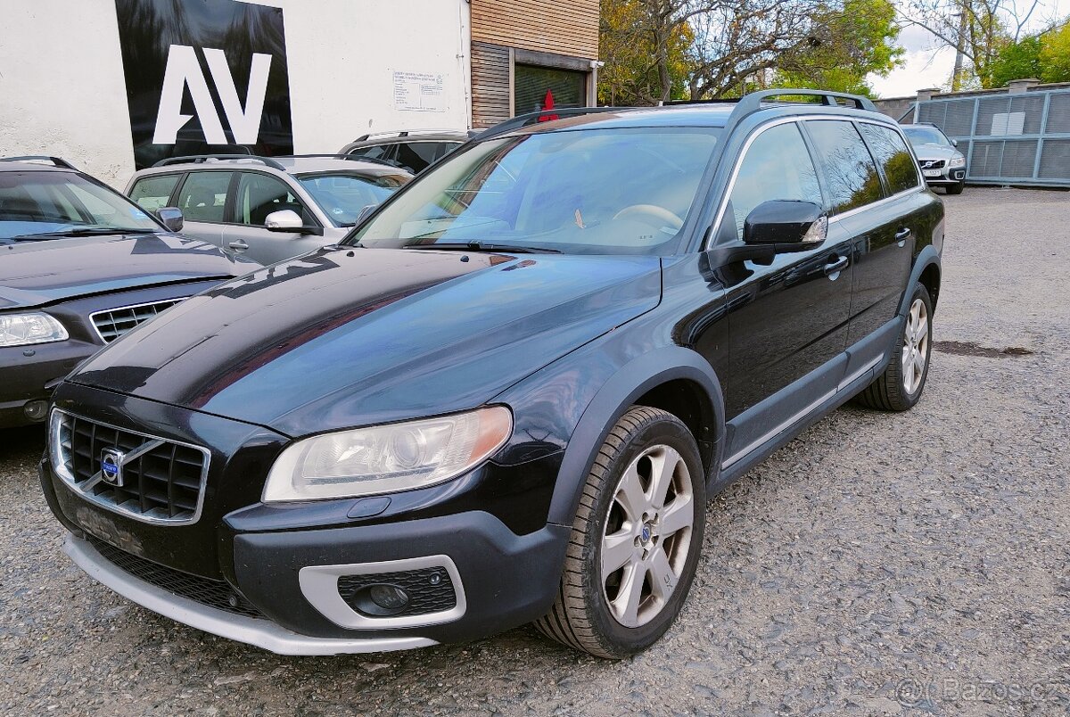 Volvo XC70 D5 136kw - Náhradní díly