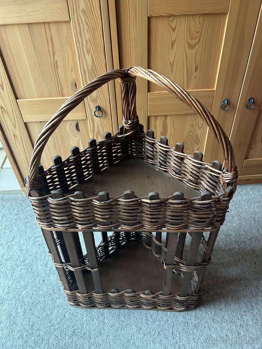 Ratanový/proutěný prvek