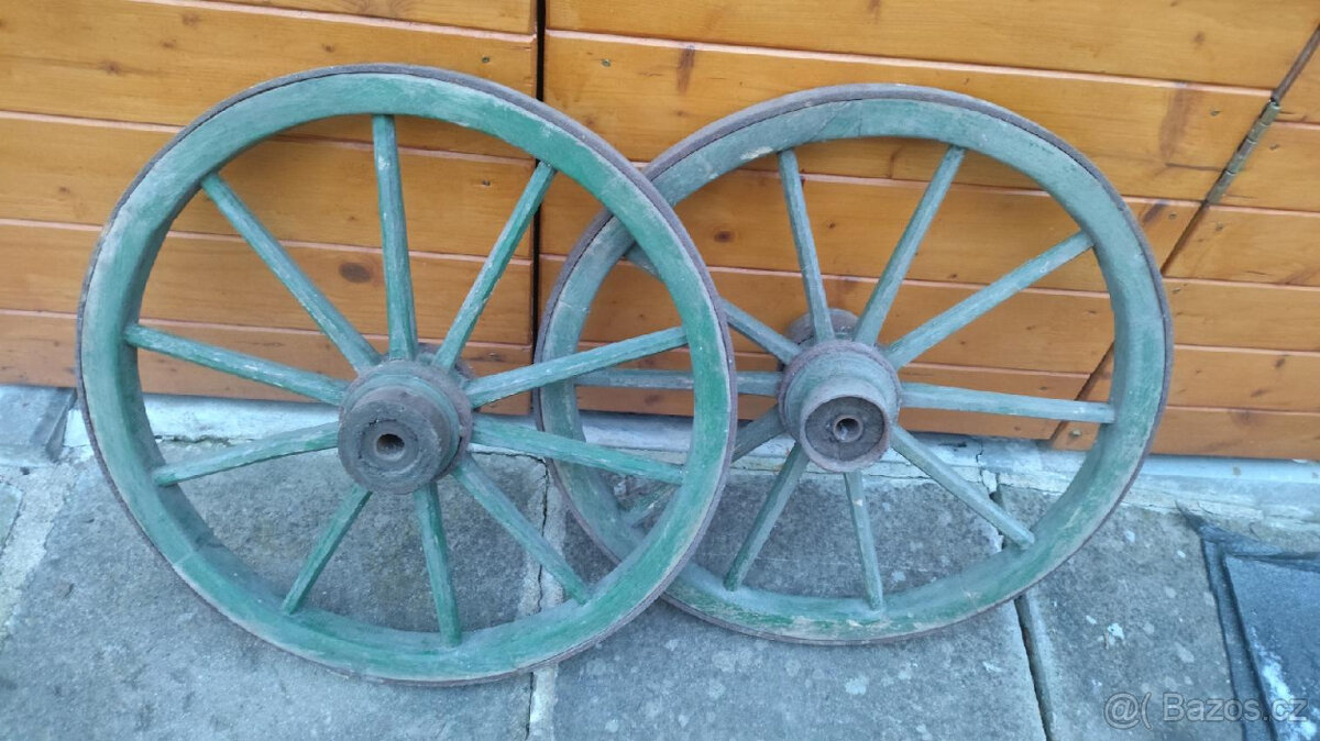 Prodám dvě loukoťová kola