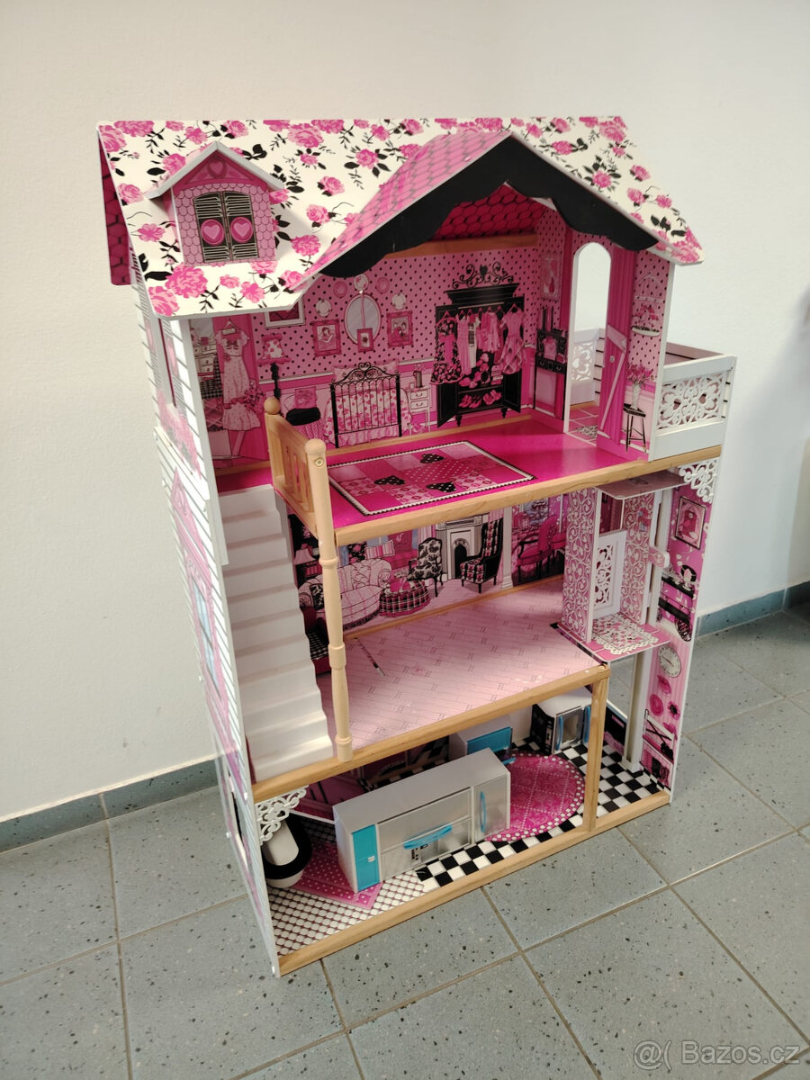 Domeček pro panenky