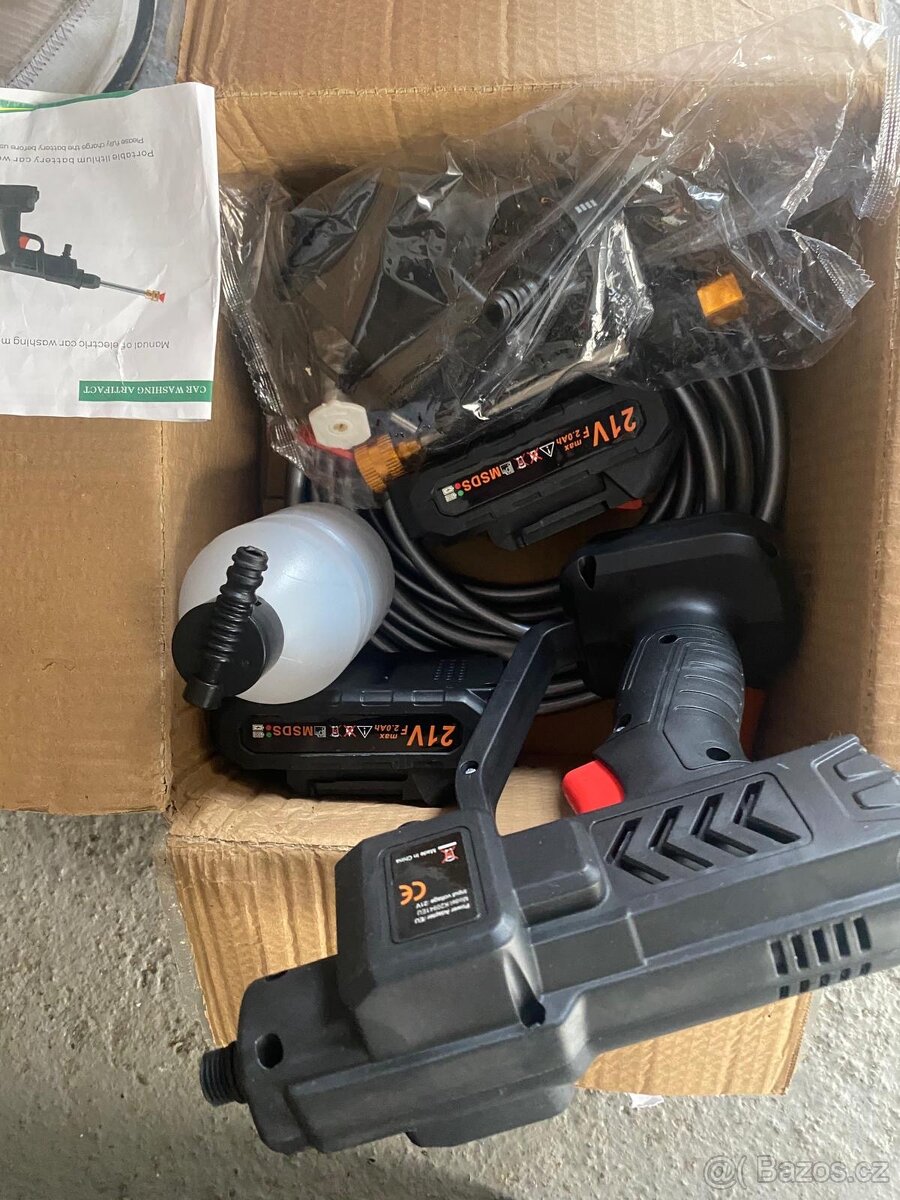 Nová Akumulátorová Tlaková myčka.