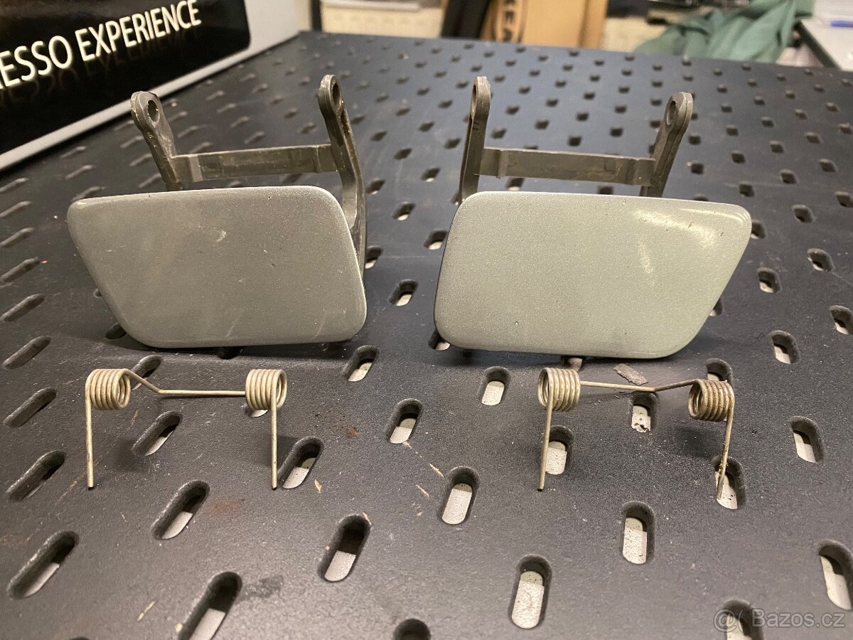 Krytky ostřiků plus krytka od tažného E60/61