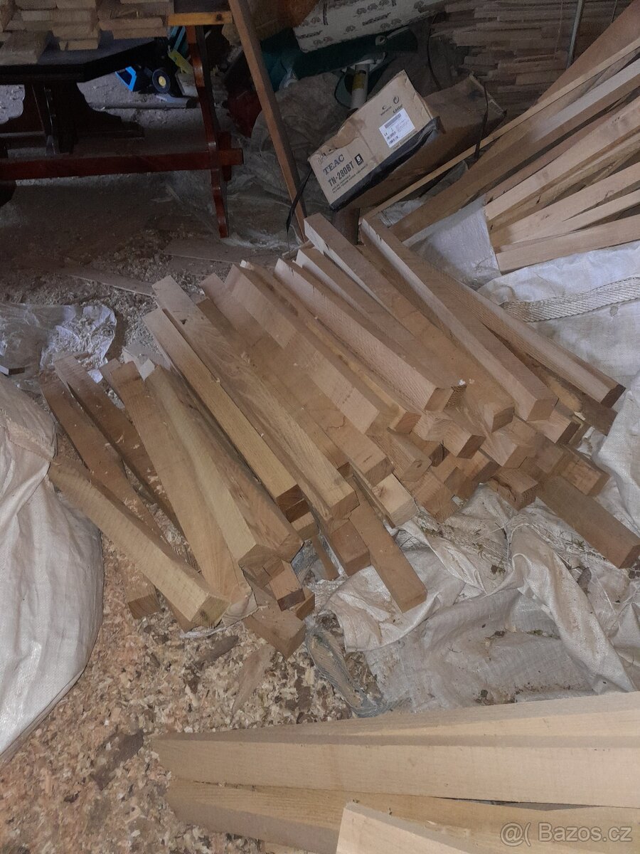 Akátové polotovary a řezivo