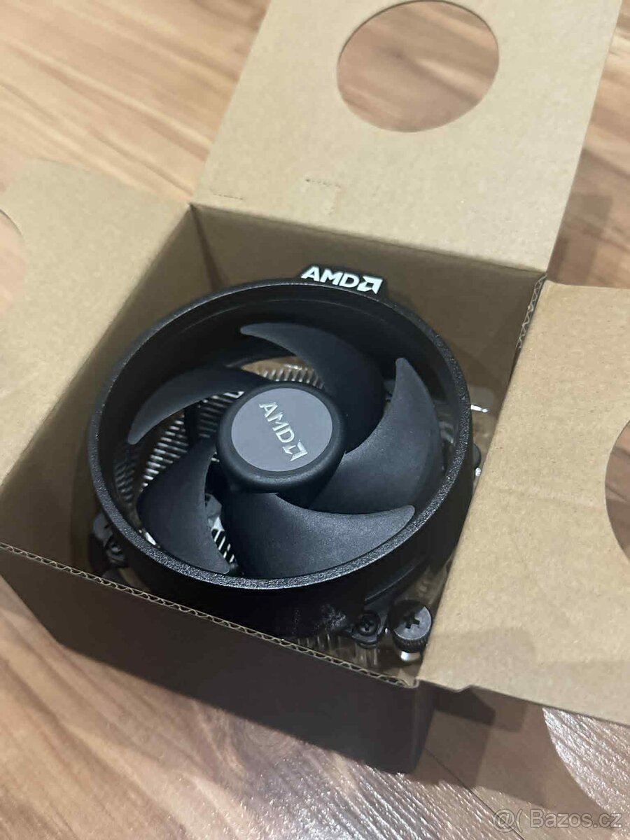 AMD CPU chladič Wraith