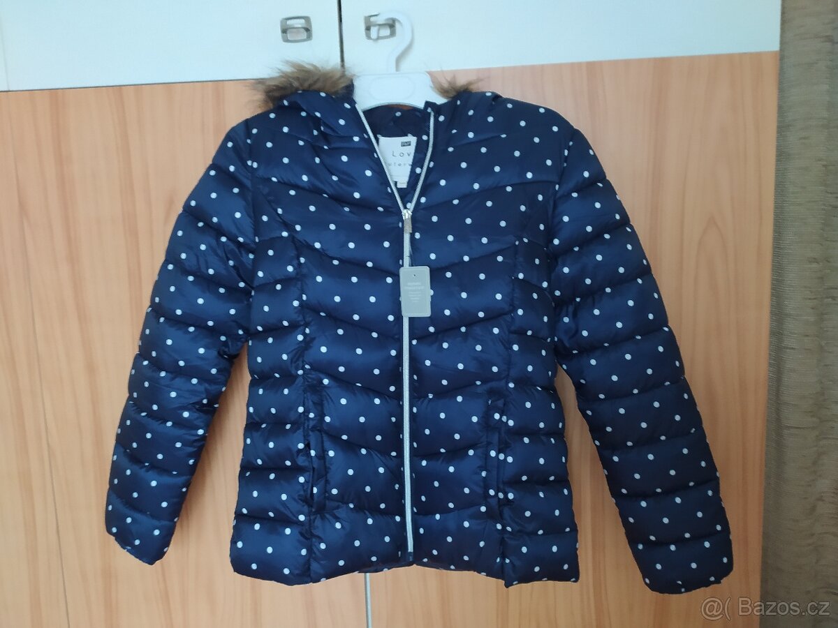 zimní bunda na 10-12 let