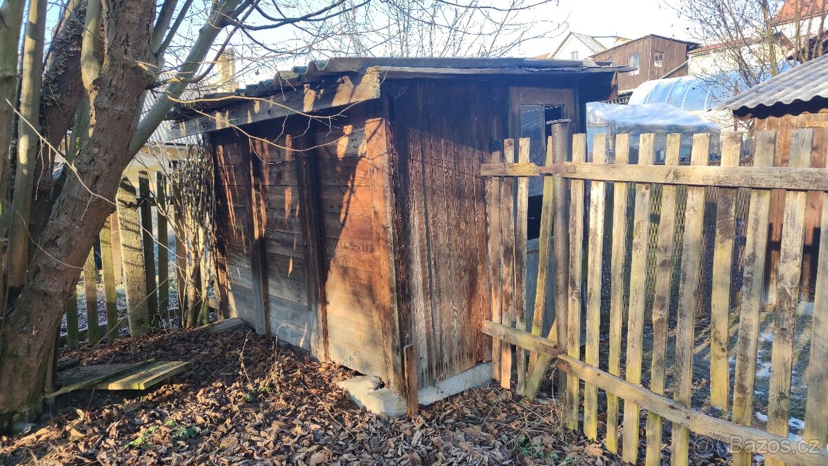 Bouda dřevěná 3x2m