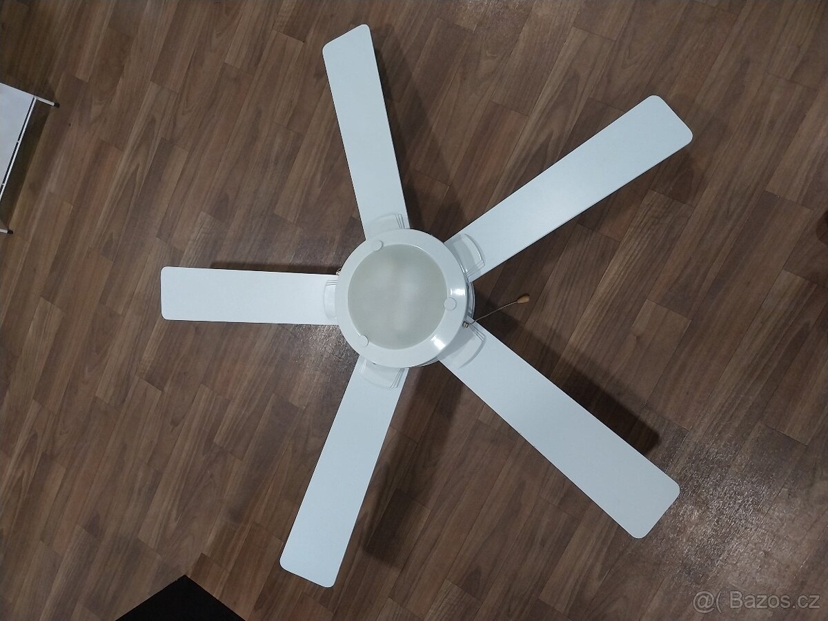 Stropní ventilátor
