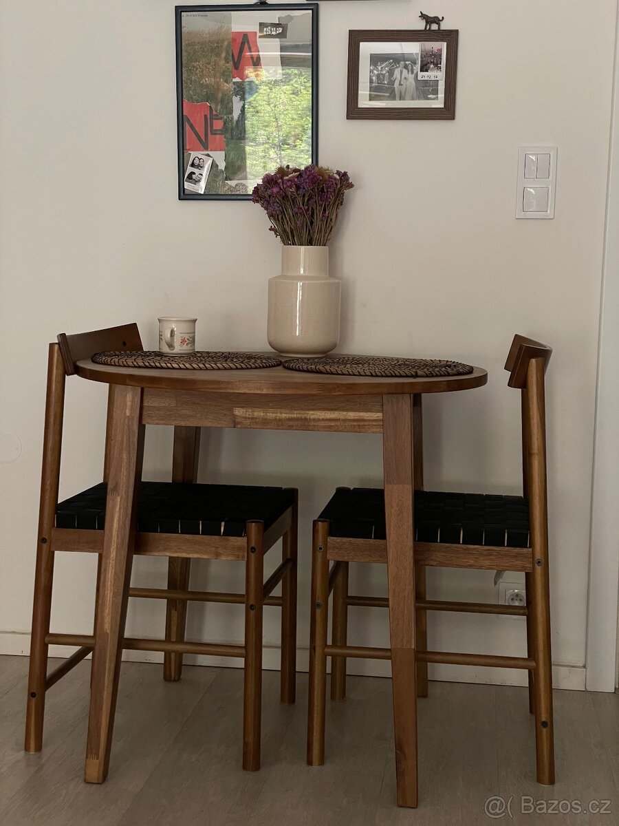 Set jídelní stůl a židle