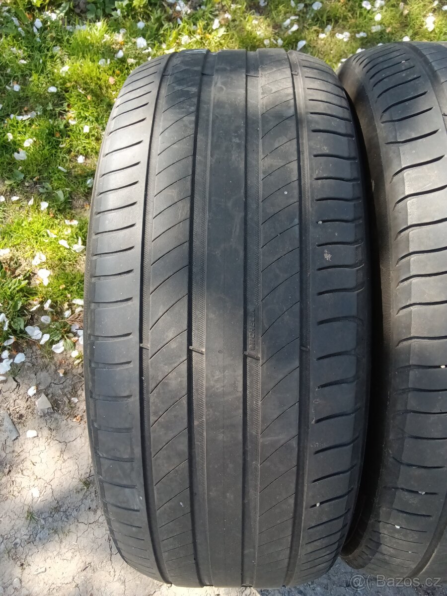 Letní pneu 235/50/18 Michelin