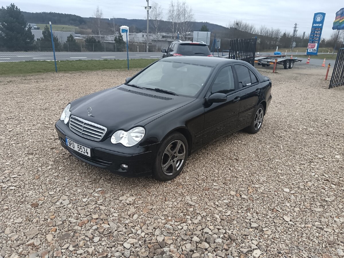 Mercedes C 180i benzin