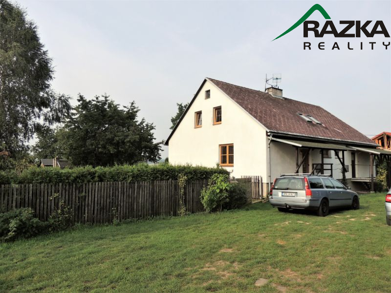 Pronájem bytu 2+1 v RD  v blízkosti Stříbra -...