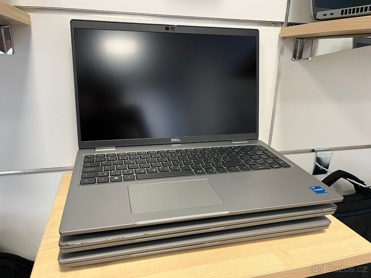 Dell Latitude 5520đź’»