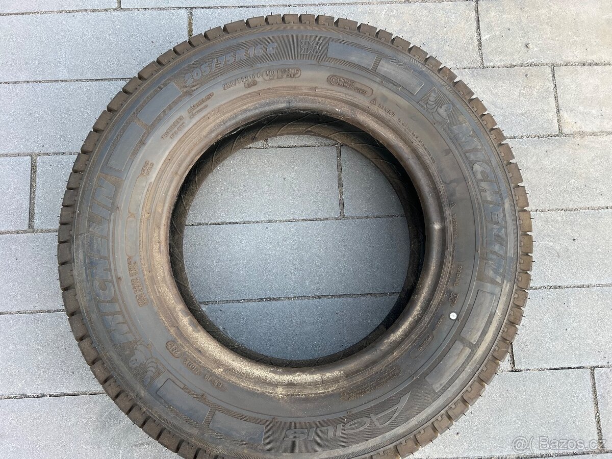 Nové 205/75 R16C