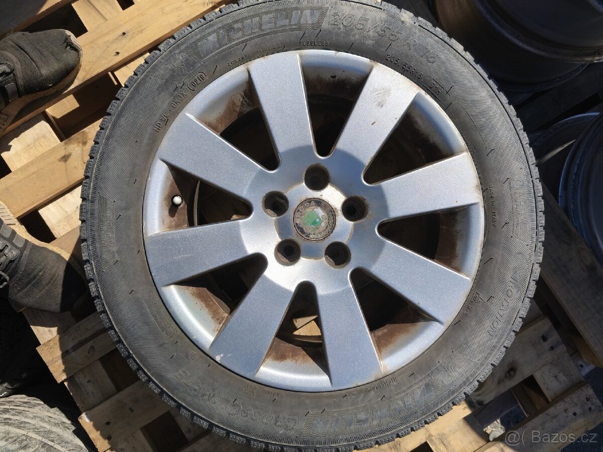 Prodám ALU škoda Superb 205/55 R16