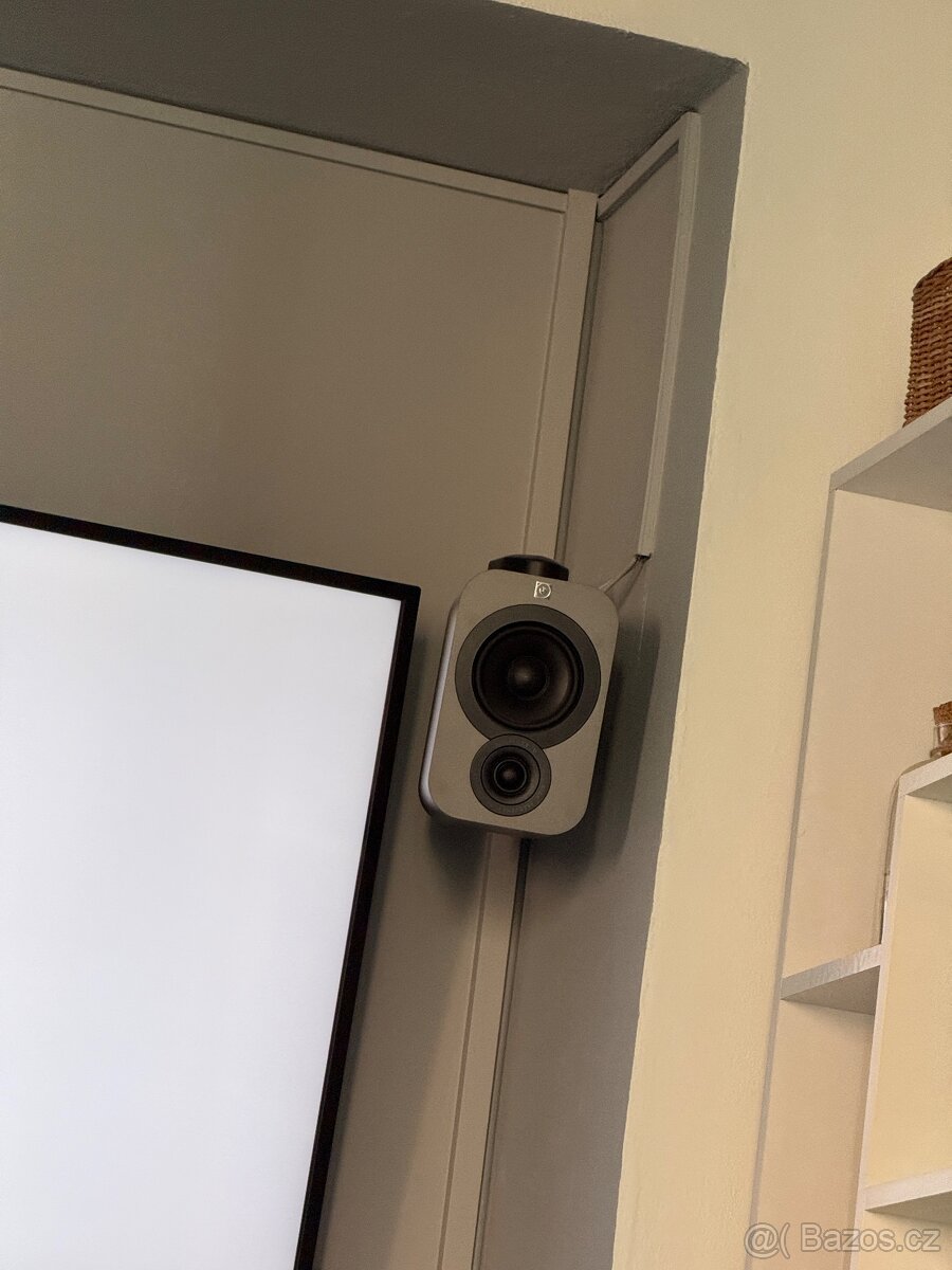 Q Acoustic 3010 + Q Acoustic 3090c + PROSON RUMBLE R-10