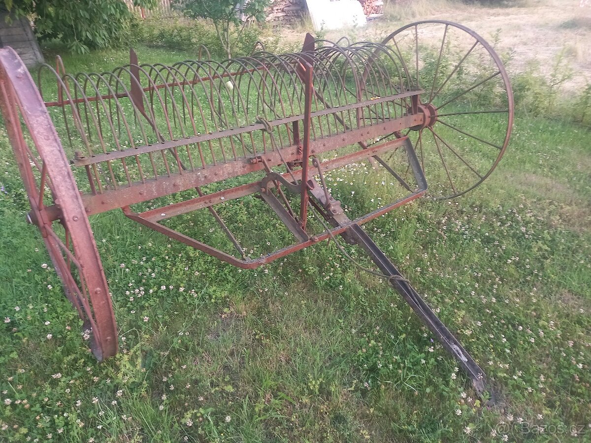 Pohrabovačky na seno