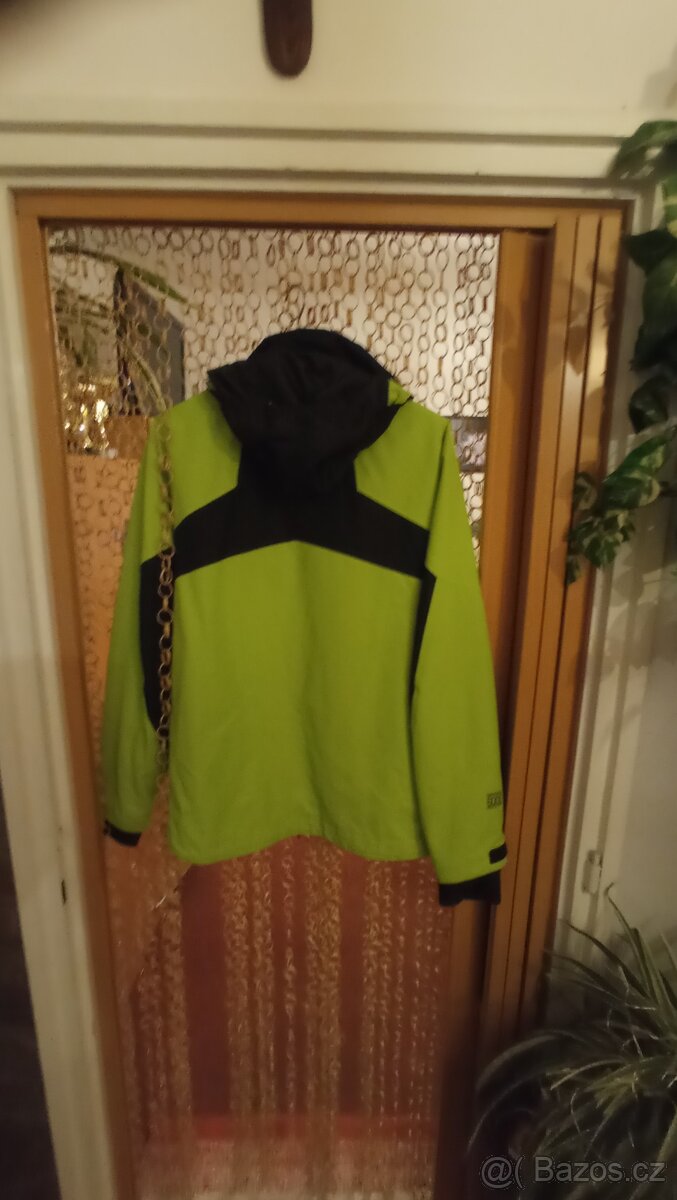 Bunda Hannah velikost L 300 kč