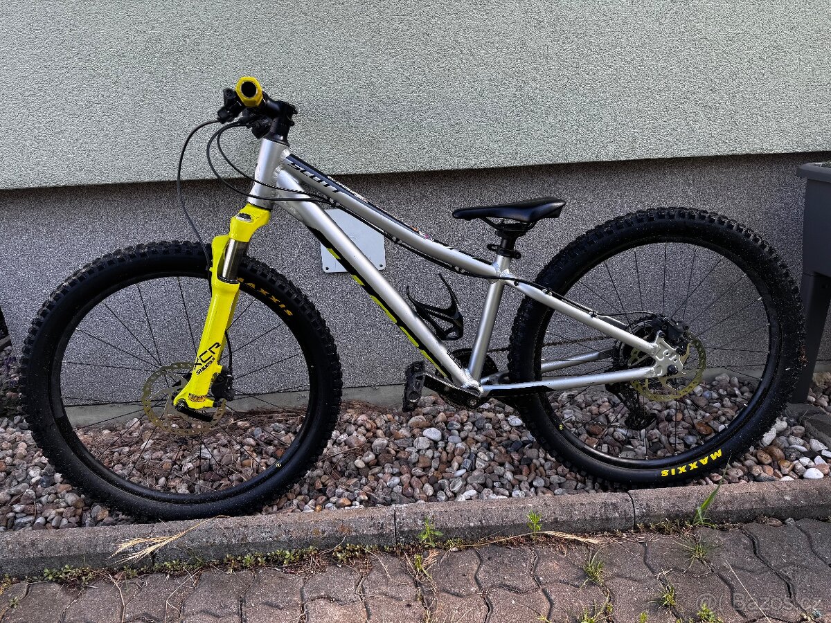 Dětské horské kolo Scott Scale RC 24 Disc – TOP stav
