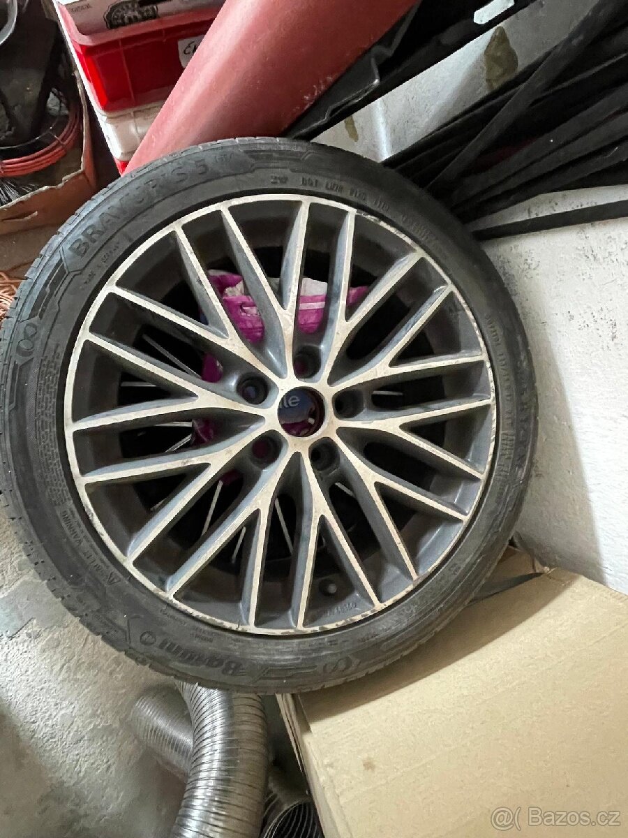 PRODÁM 4x ALU KOLA ZNAČKY BORBET + 4x PNEU ZNAČKY BARUM.