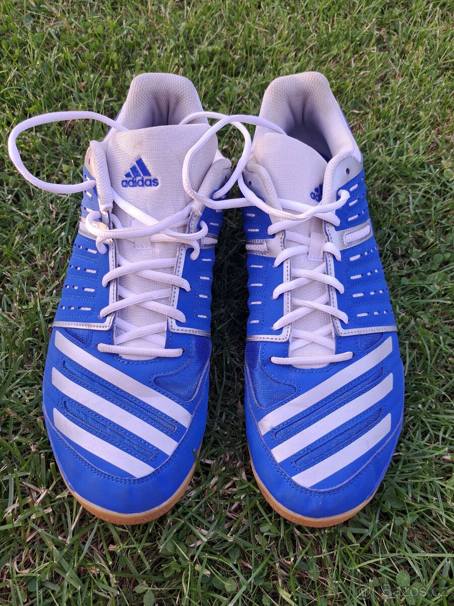 Adidas Essence 12, velikost 48