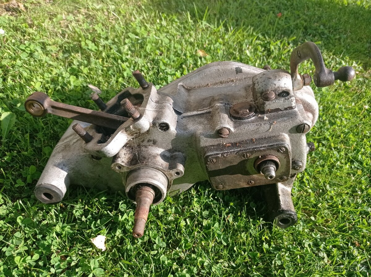 Polomotor cz 250 sport predvalka
