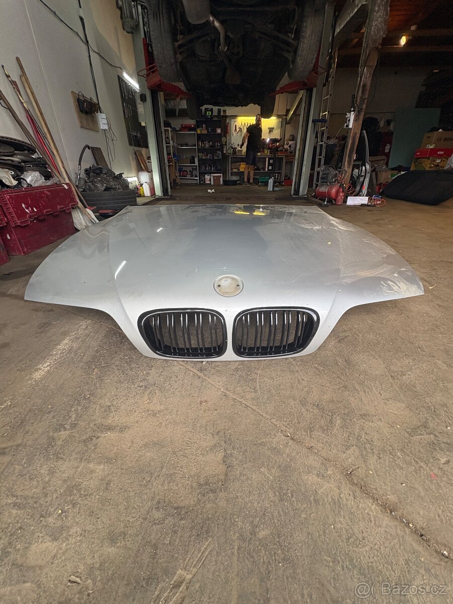 Bmw e39 kapota